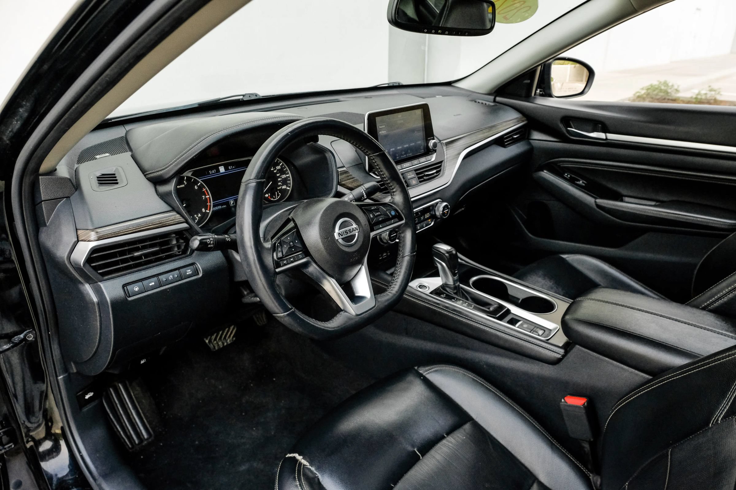 Used 2020 Nissan Altima 2.5 Platinum FWD image 19