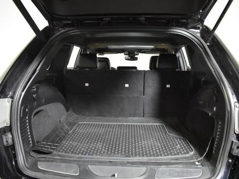 Used 2018 Jeep Grand Cherokee Limited AWD/4WD image 32