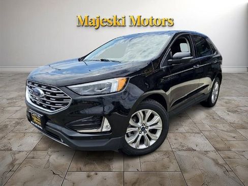 Used 2022 Ford Edge Titanium w/ Equipment Group 301A image 3