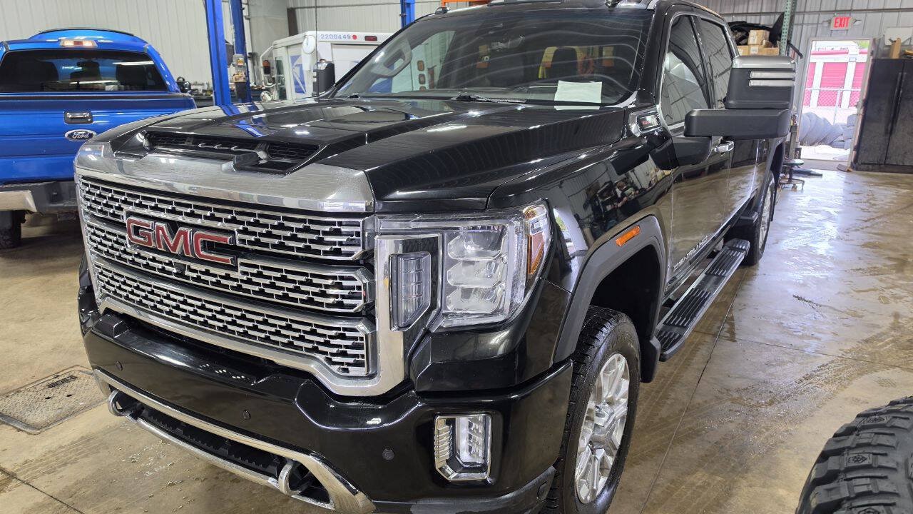 Used 2022 GMC Sierra 2500 Denali w/ Denali Ultimate Package AWD/4WD image 4