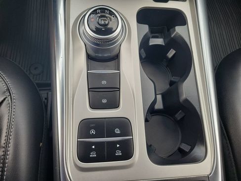 Used 2021 Ford Explorer XLT w/ Equipment Group 202A RWD image 26
