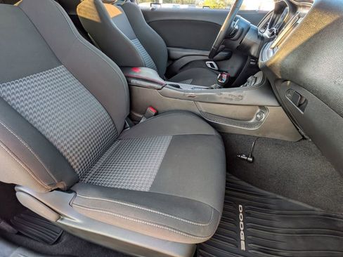 Used 2023 Dodge Challenger R/T w/ Blacktop Package image 30