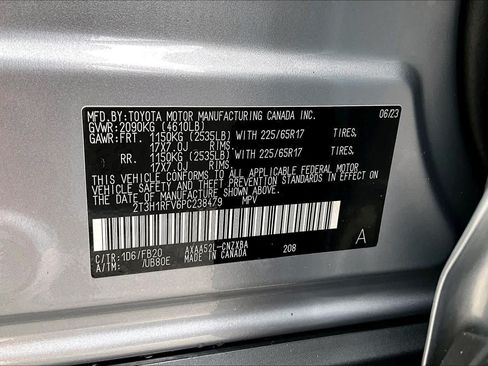 Used 2023 Toyota RAV4 LE FWD image 37