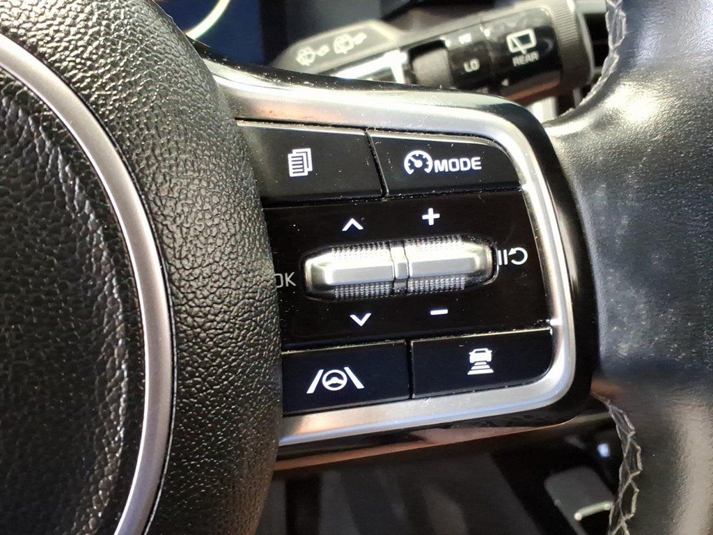 Used 2023 Kia Sorento SX AWD/4WD image 12