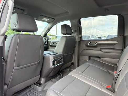 Used 2024 GMC Sierra 1500 SLT w/ SLT Premium Plus Package AWD/4WD image 12