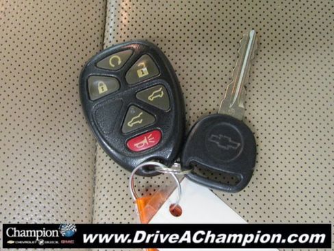 Used 2013 Chevrolet Tahoe LTZ image 11