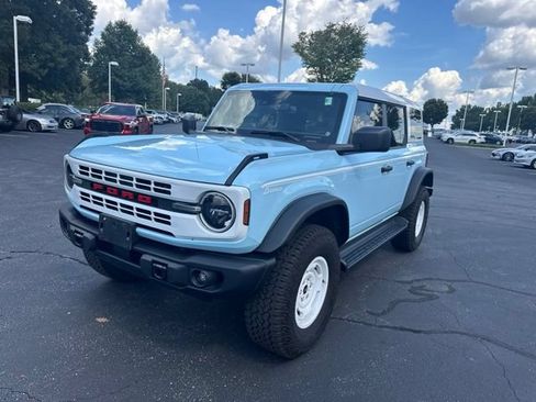 Used 2025 Ford Bronco Heritage Edition AWD/4WD image 9