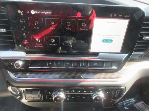 New 2026 GMC Sierra 1500 Elevation image 18