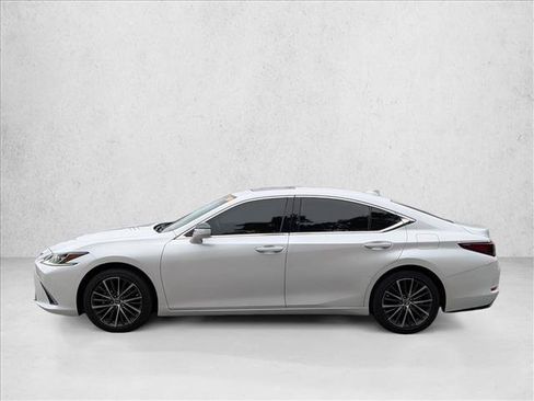 Used 2025 Lexus ES 350 w/ Premium Package FWD image 9