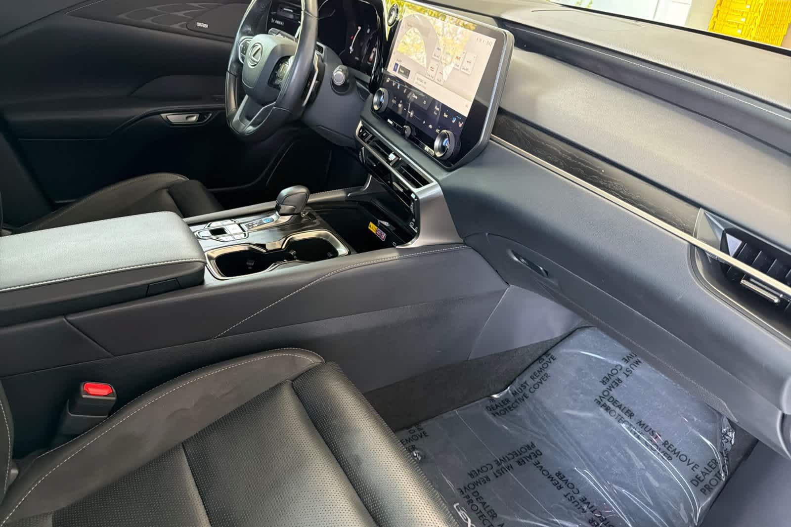 Certified 2024 Lexus RX 450h AWD w/ Convenience Package image 17