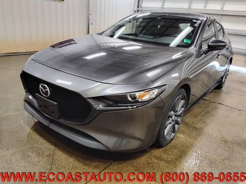Used 2022 MAZDA MAZDA3 s AWD/4WD image 4