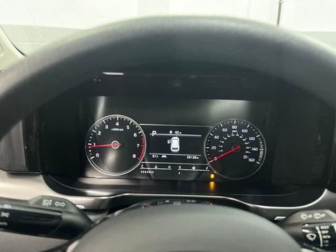 Certified 2023 Kia Sorento LX image 13