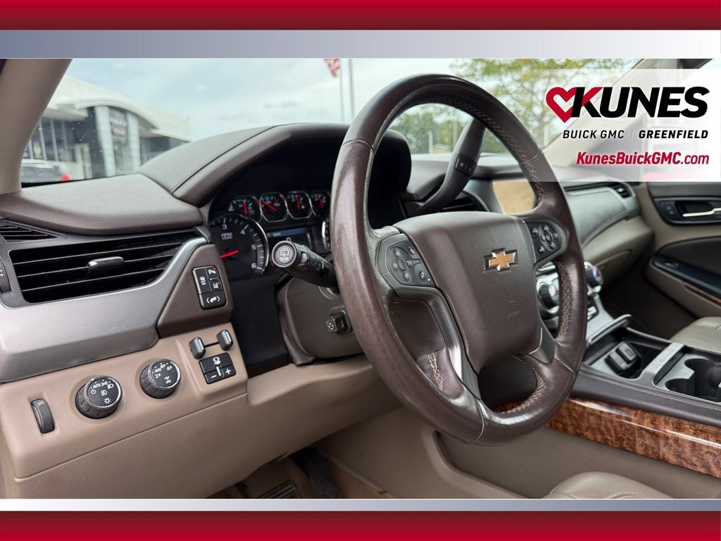 Used 2015 Chevrolet Suburban LTZ AWD/4WD image 43