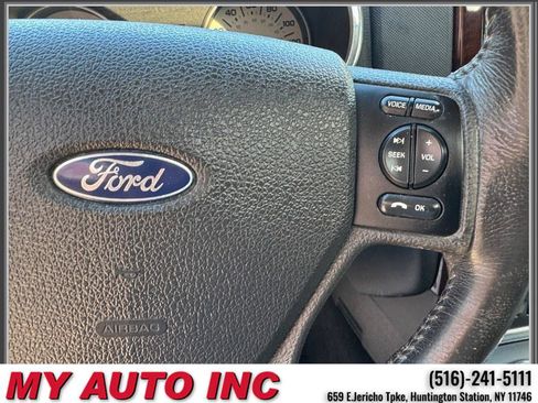 Used 2010 Ford Explorer Limited image 21