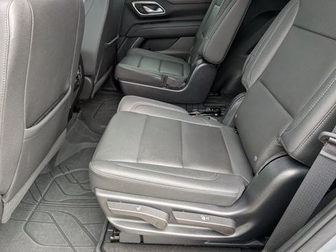 Used 2023 Chevrolet Tahoe Z71 w/ Z71 Off-Road Package image 31