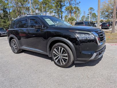Used 2023 Nissan Pathfinder Platinum