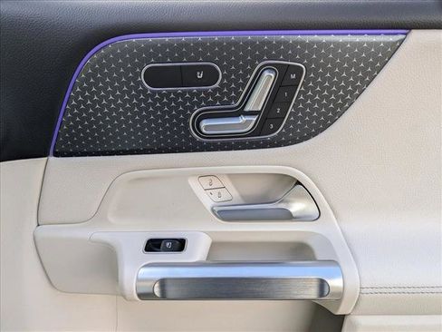New 2026 Mercedes-Benz GLB 250 image 20