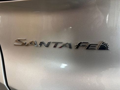 Used 2020 Hyundai Santa Fe SEL w/ Convenience Package image 14