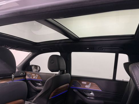 Certified 2024 Mercedes-Benz GLS 580 4MATIC w/ Warmth & Comfort Package image 25