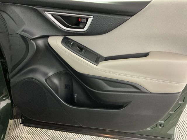 Used 2022 Subaru Forester AWD/4WD image 5