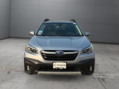 Used 2021 Subaru Outback Limited XT w/ Popular Package #2 AWD/4WD image 8