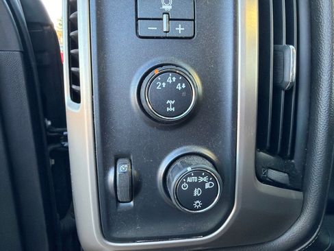 Used 2016 GMC Sierra 2500 Denali image 12