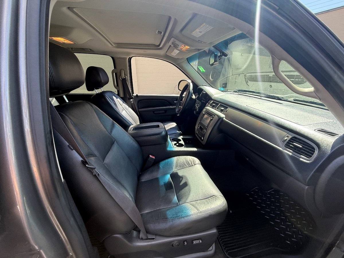 Used 2013 Chevrolet Silverado 1500 LTZ RWD image 16