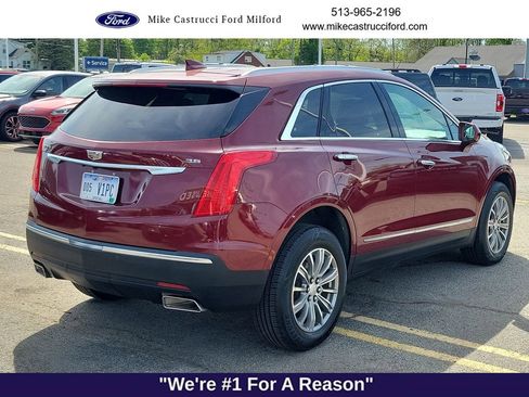 Used 2017 Cadillac XT5 Luxury w/ Driver Awareness Package FWD image 5