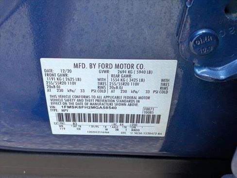 Used 2021 Ford Explorer Limited w/ Equipment Group 301A AWD/4WD image 26