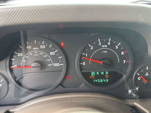 Used 2009 Jeep Wrangler Unlimited X w/ Black Appearance Group AWD/4WD image 12