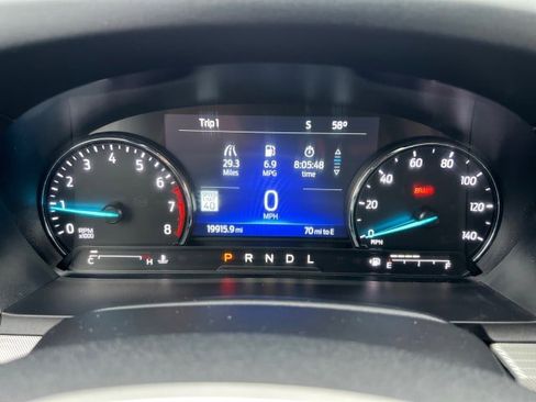 Certified 2022 Ford Explorer XLT w/ Equipment Group 202A image 20