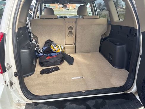 Used 2009 Toyota RAV4 4WD image 8