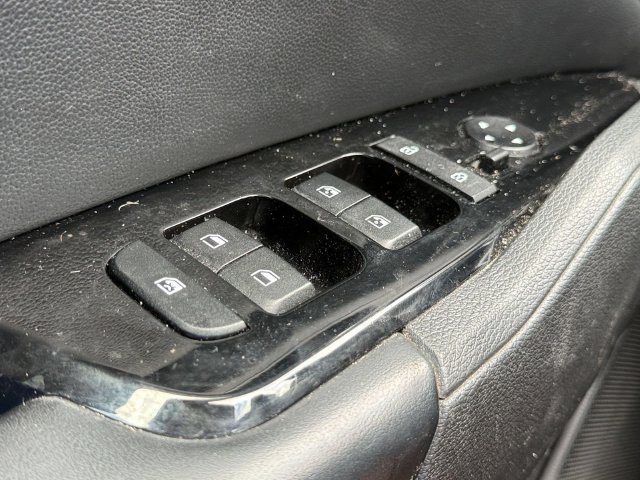 Used 2023 Kia Sportage EX FWD image 21