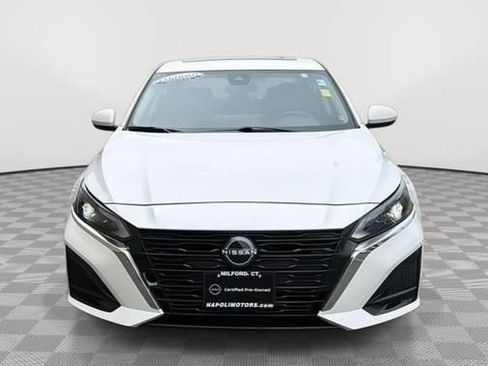 Used 2024 Nissan Altima 2.5 SV w/ SV Premium Package AWD/4WD image 8
