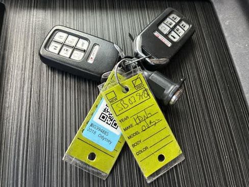 Used 2018 Honda Odyssey EX-L image 38