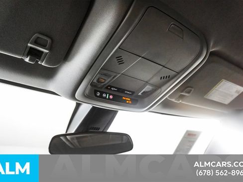 Used 2025 Chevrolet Blazer LT FWD image 52