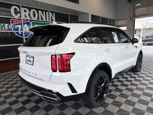 Used 2022 Kia Sorento SX AWD/4WD image 6