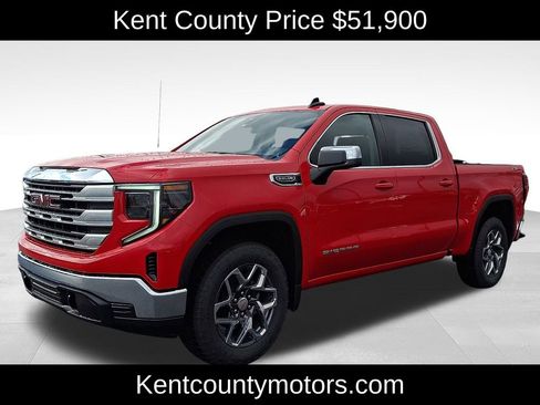 New 2026 GMC Sierra 1500 SLE image 3