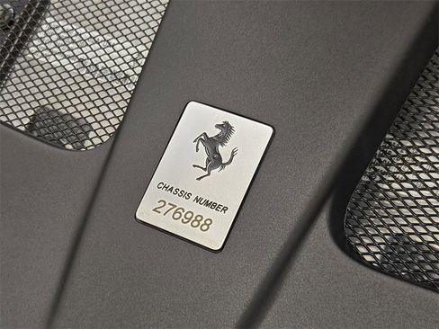 Used 2022 Ferrari 812 GTS image 30