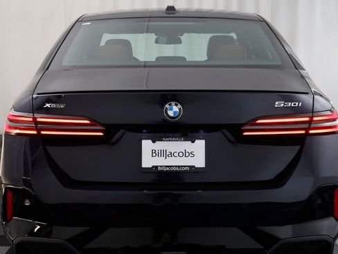 New 2026 BMW 530i xDrive w/ M Sport Package image 16