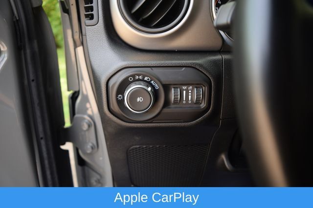 Used 2021 Jeep Wrangler Sport AWD/4WD image 7