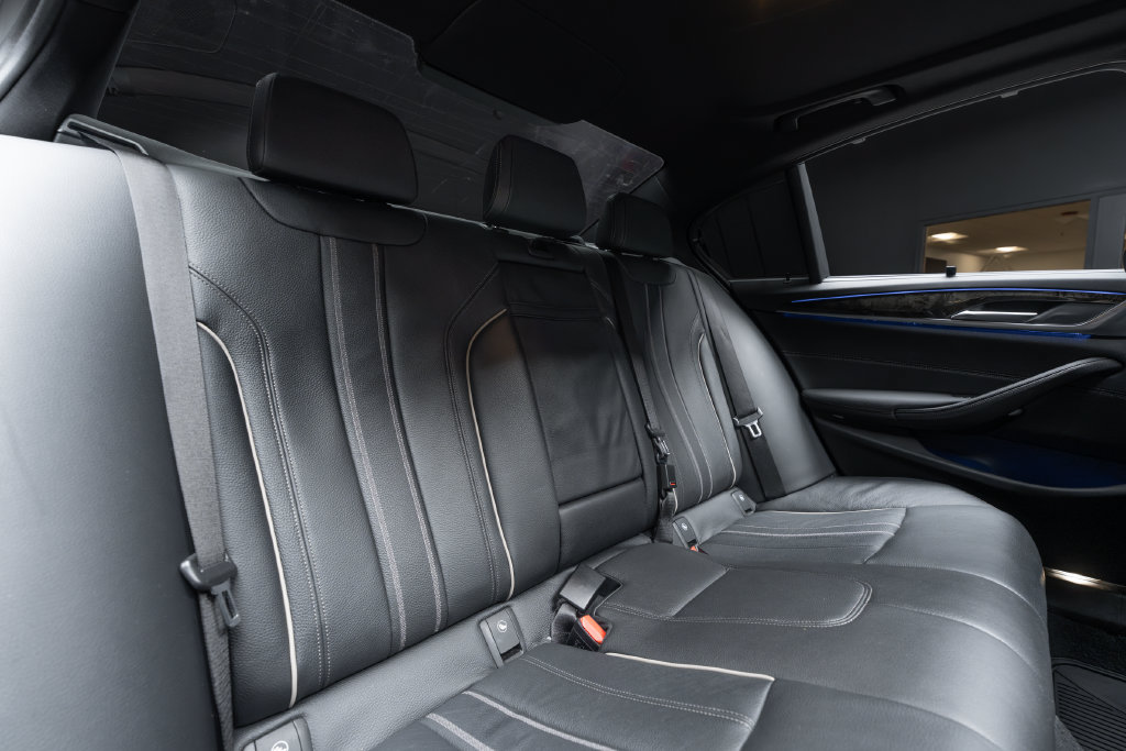Used 2022 BMW 540i w/ M Sport Package RWD image 40