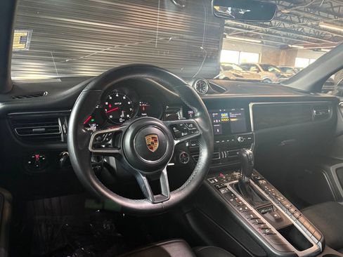 Used 2021 Porsche Macan GTS AWD/4WD image 16