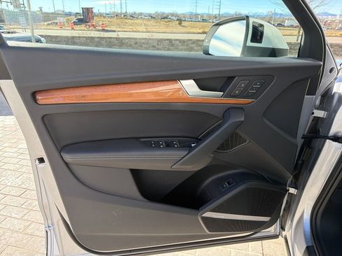 Used 2023 Audi Q5 2.0T Premium Plus w/ Premium Plus Package image 10