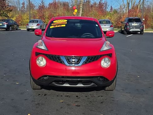 Used 2016 Nissan Juke S image 2