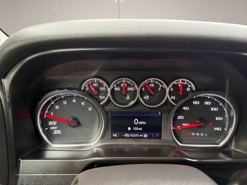 Used 2021 Chevrolet Silverado 1500 Custom w/ Safety Confidence Package AWD/4WD image 15