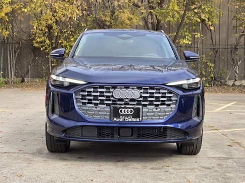 New 2025 Audi Q5 Premium Plus image 3