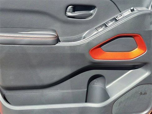 New 2026 Nissan Frontier PRO-4X w/ Pro Premium Package image 8