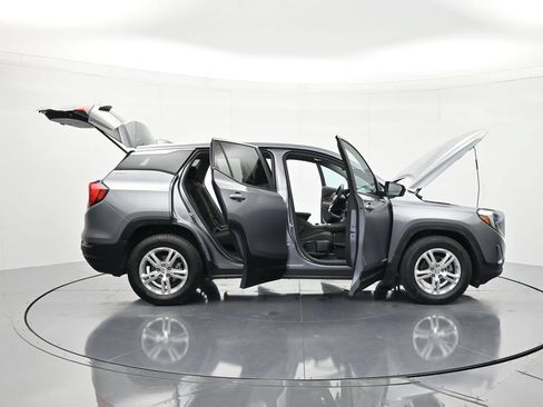Used 2021 GMC Terrain SLE FWD image 47