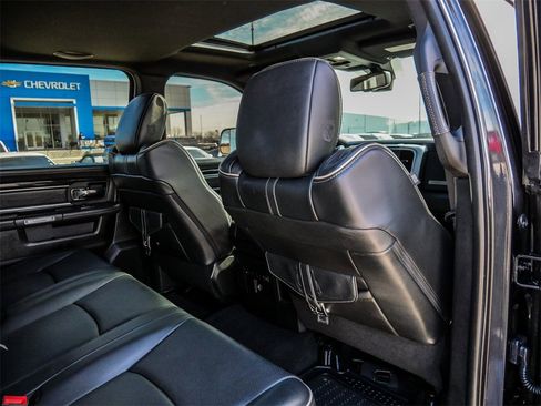 Used 2017 RAM 2500 Limited image 27